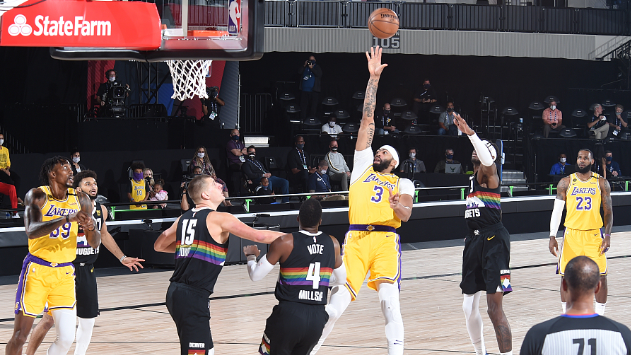 华为|3-1夺赛点！湖人114-108掘金，詹眉合砍60+14+11，穆雷32+8