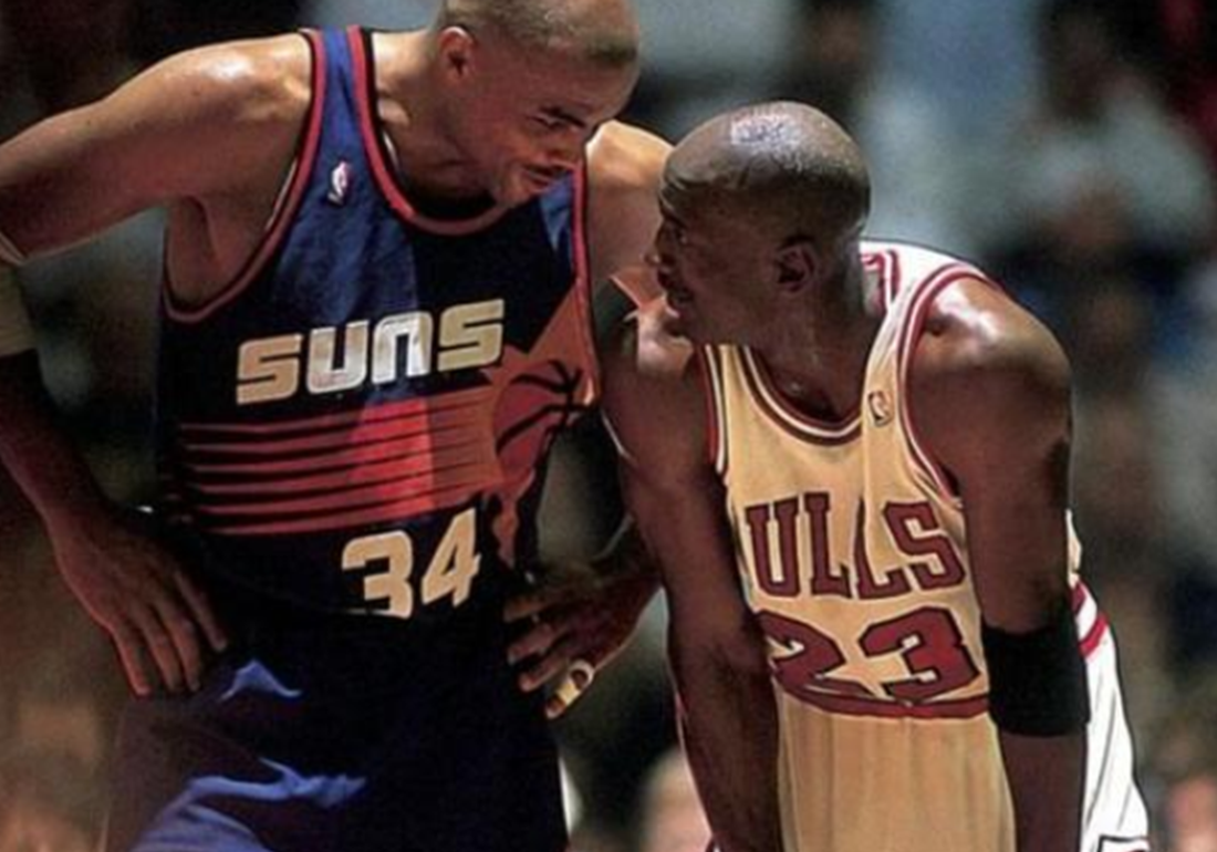 『科比·布莱恩特』老詹只是选择的道路和那两位分位球员不一样，但老詹同样是伟大