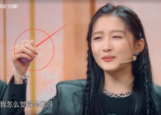 「关晓彤」关晓彤的“无痕美甲”走红,明明很贵却像没做过,网友:有钱人的乐趣