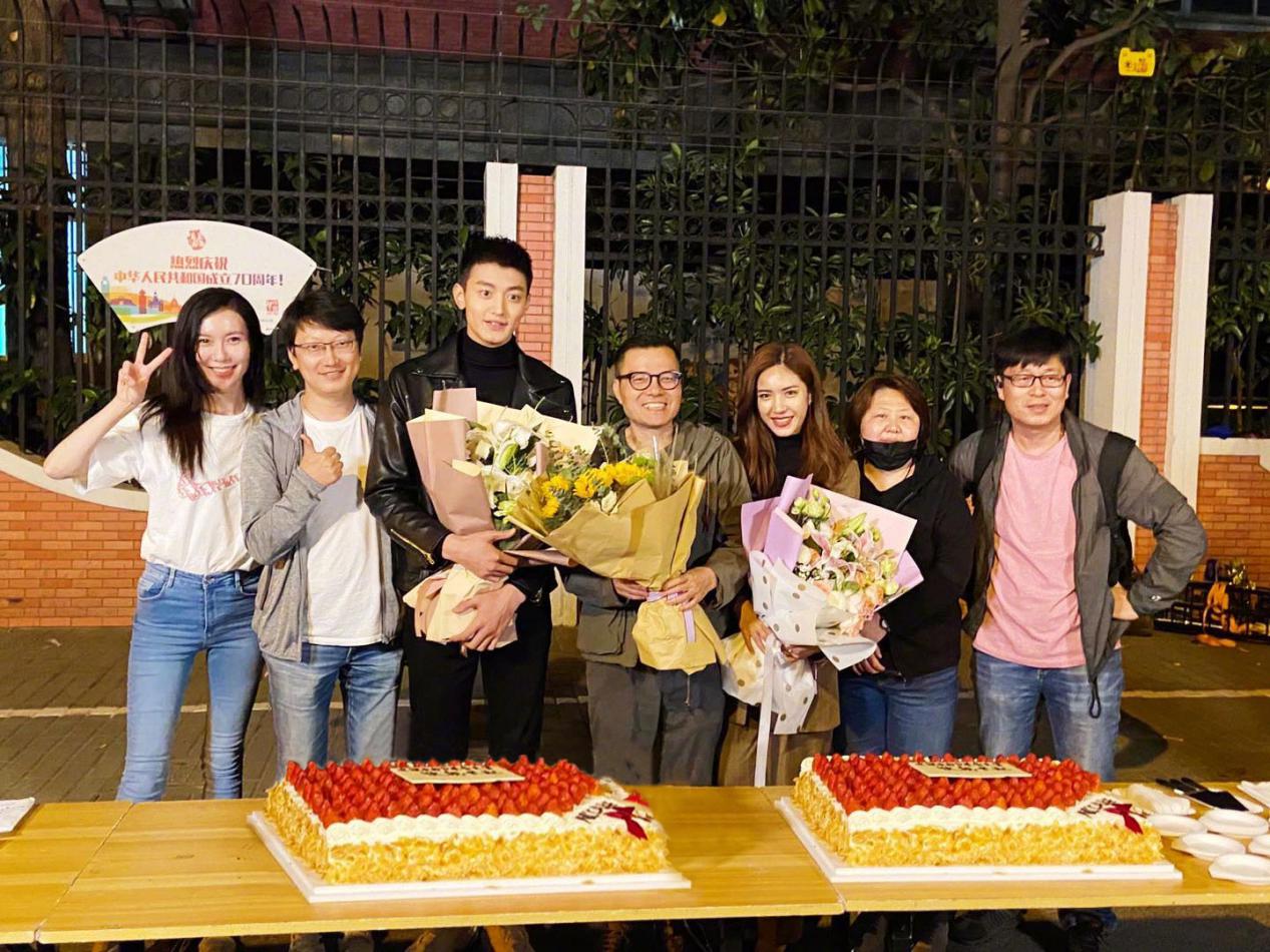 #赵今麦#?新《粉红女郎》意外杀青！赵今麦“哈妹”曝光太失望，17岁成阿姨