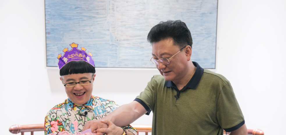 退休|从\央视国脸\到\宠妻狂魔\, \装\了32年的王宁，退休后露馅了