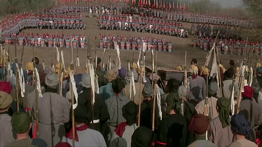 武状元苏乞儿：当年拍《武状元苏乞儿》不是拍一部戏，而是带一次兵