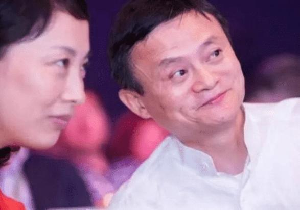 阿里巴巴|马云创业时，那个兢兢业业十几年的前台获得2亿分红，如今怎样了？
