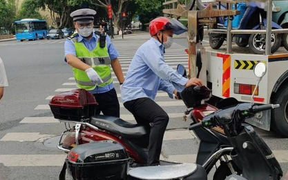 电动车|电动车又出新规,8月1日正式施行,车主拍手叫好:难得的好消息