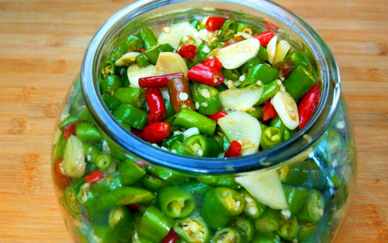 『辣椒』好吃的腌辣椒都是怎么做的？只需三步