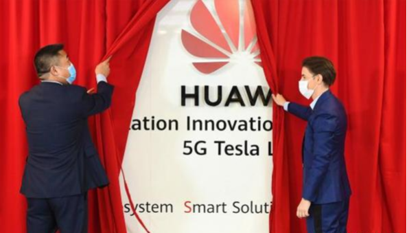 5G|武契奇表态从未放弃华为5G，特朗普见证下协议恐成一张废纸