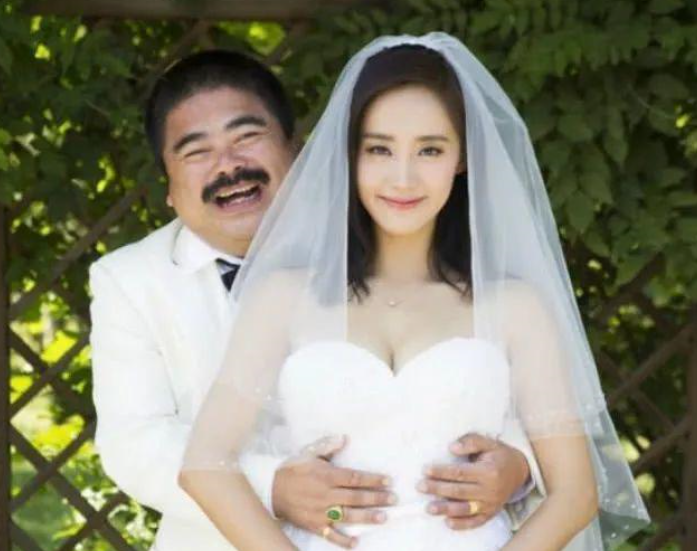 袁华|夏洛特烦恼:当袁华与秋雅睡在一起时,谁注意到秋雅的嘴?这才是真爱!