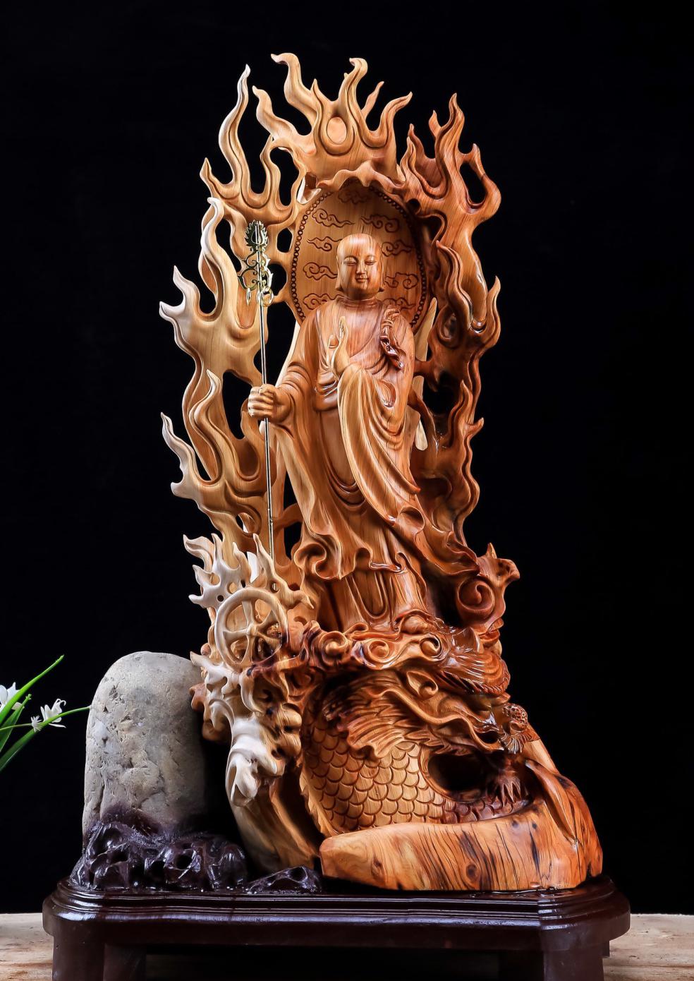 『檀香』既能收藏摆设又能养生冶病,“药材”型木雕渐成风尚