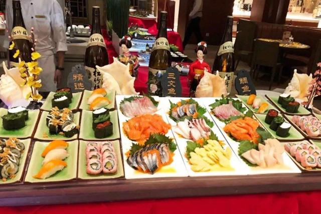 自助餐|自助餐里成本最高的4样菜，老板偷偷藏角落，没眼力发现不了