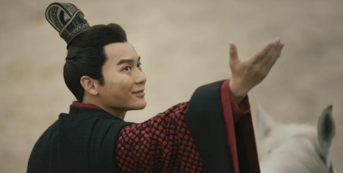 曹丕@相师给曹丕算命：能活80岁，曹丕40岁去世时说：相师算得真准