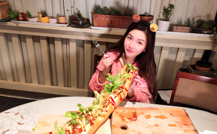 杭州|每顿吃8斤每月餐费1.5万！吃播网红崩溃：没法活了