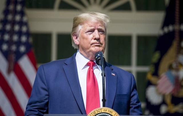 特朗普|连任稳了？特朗普放“大招”，美民众欢呼，支持率一路飙升