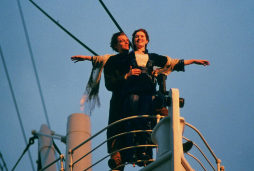 泰坦尼克号|20多年了，《泰坦尼克号》这个手印还在！杰克和露丝那时太猛了