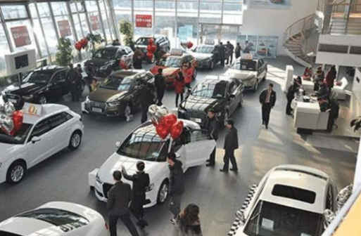#买车#10个人买车9个人“入坑”！专家：这就是中国式买车的弊端！