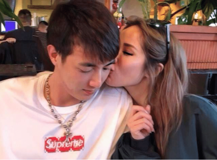 退休|韩国有名的“母子恋”终于开花结果，看到照片后，网友不淡定了！