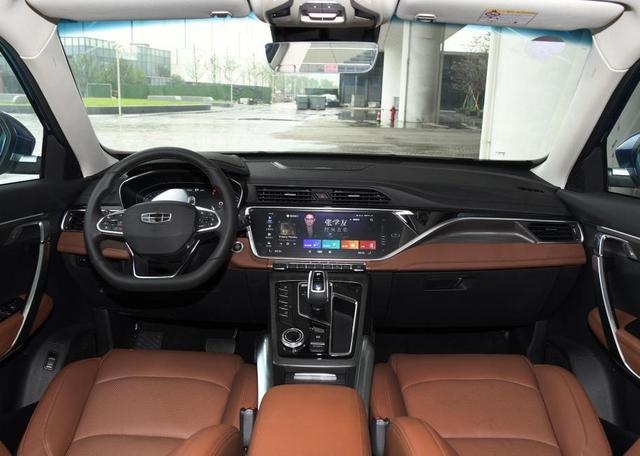 『丰田卡罗拉』?宝骏530和吉利博越对比，理智选择这车更值得一看