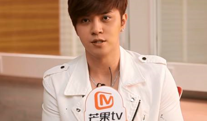 「春晚」春晚不到半年时间，三位明星就“身败名裂”，被网友打入了无底深渊！