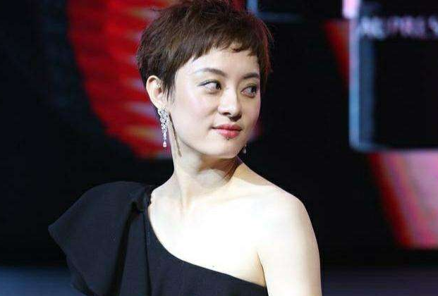 孙俪|那个靠孙俪才读上大学的白眼狼学生，却扬言要毁了孙俪，如今怎样