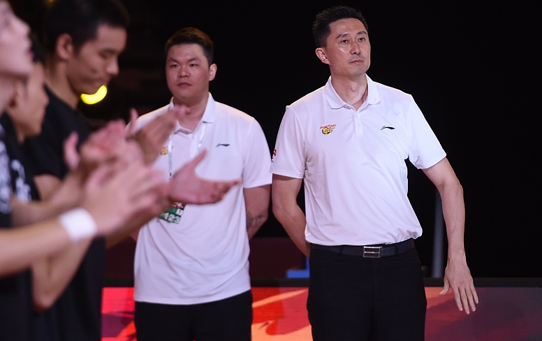 热刺|朱芳雨重磅签约浮出水面！锁定最佳补强外援 ，将要和苏伟建立双塔