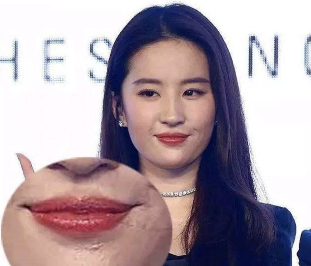 底妆|有种“尴尬”叫女星卡粉，外媒生图下妆容斑驳，细纹卡粉一目了然