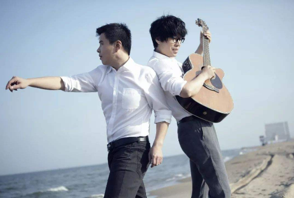 『』主唱离开之后，一落千丈的四支华语代表乐队