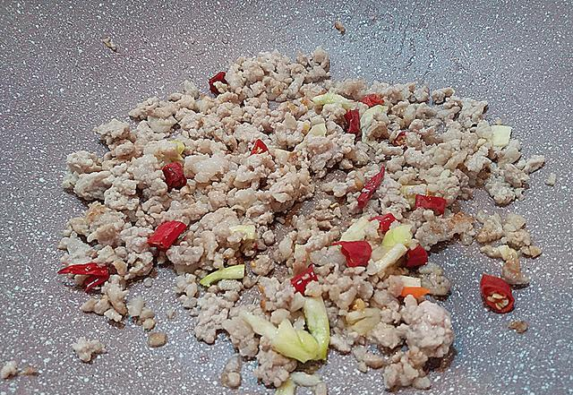 丝瓜|多给孩子吃这菜，补钙补铁又补锌，孩子常吃提高智力发育