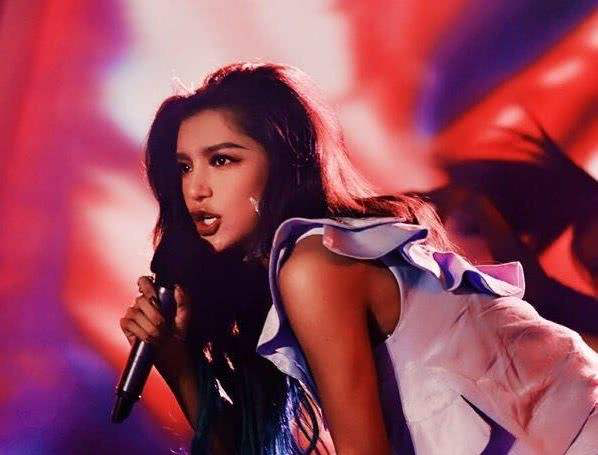 「超女」尴尬!明明同是超女出身,亚军、季军已是导师,而冠军却仍然是选手