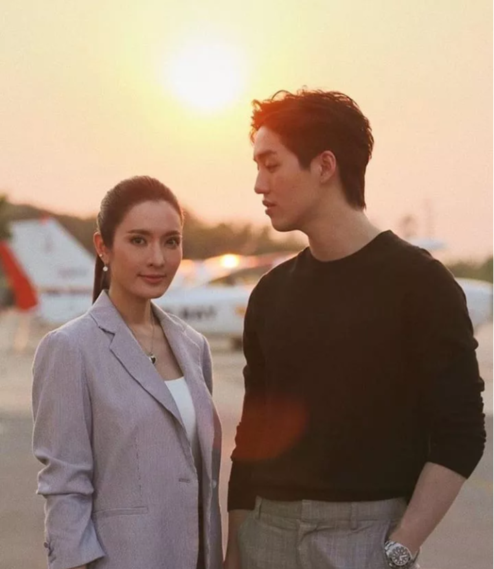 重生之爱@她终于回来了！Aff携手当红泰星Tor出演新剧《重生之爱》，又要入坑了！