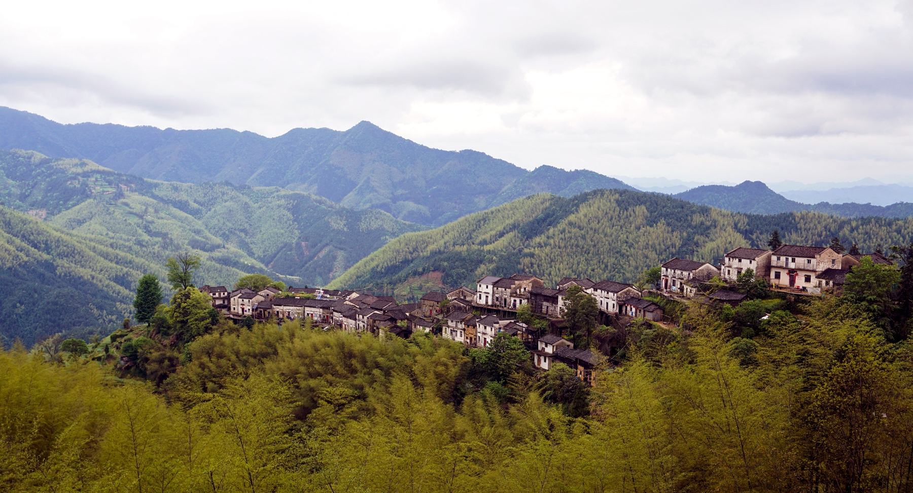 『牟尼沟』适合五月份旅游的景点,不想人挤人,就跟着我走吧