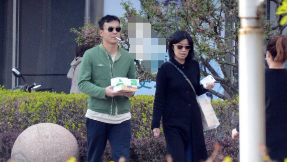 廖凡|45岁影帝廖凡与爱妻低调结婚9年，比他大5岁不算，还是我们的老熟人！