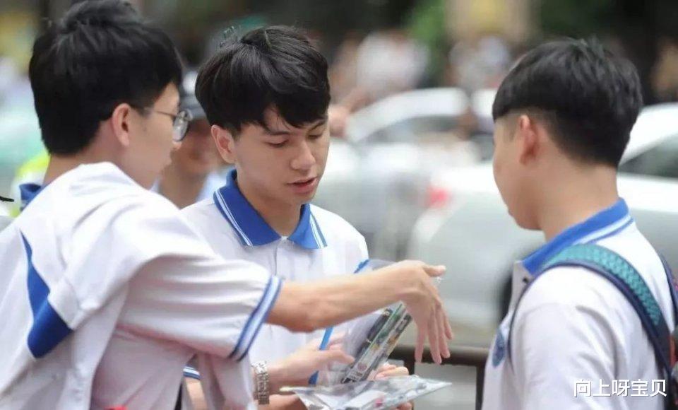 大学|高考400多分的考生，可考虑这几所“特色二本”，毕业不愁找工作