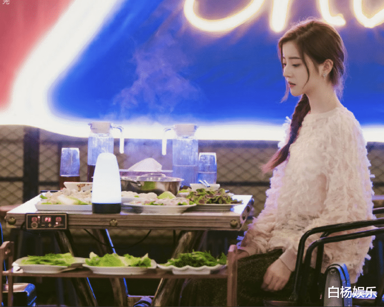 「韫色过浓」《韫色过浓》后又一甜宠剧，女主可爱不输张予曦，冲阵容发誓必追