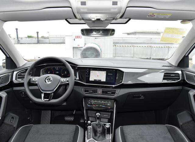 大众汽车|大众探岳：我都跌到13.89万了，真不能再降了