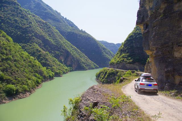 #秦岭#秦岭山阳金钱河｜这河里能钓鱼不？有点险，禁止钓鱼，但能钓寂寞