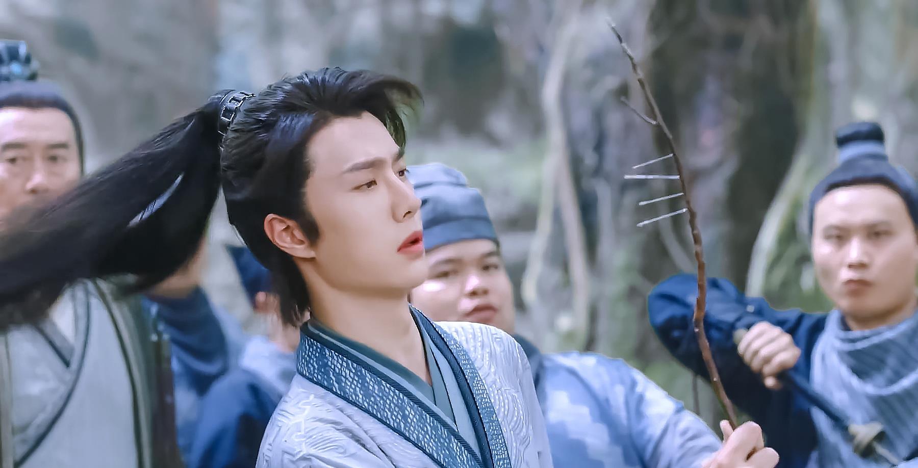 王一博▲横店鹰眼王一博退场了！端王殿下将登场！一博杀青快乐！有翡必爆