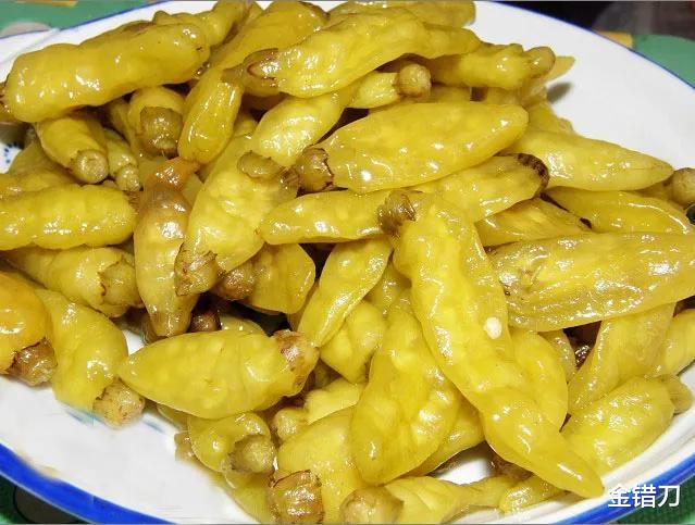 泡椒凤爪|从负债500万，到年入9亿！中国最倔老板，也要服软了？