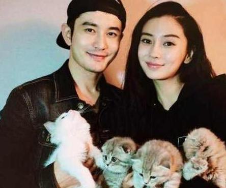 参观黄晓明住的豪宅，住所跟古代皇宫没区别，真是奢华