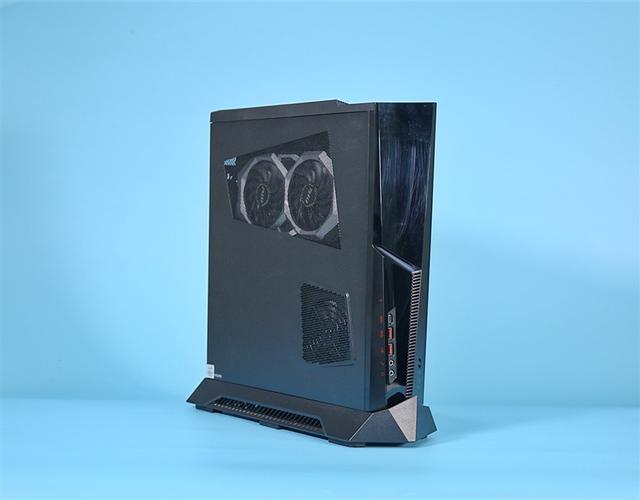CPU|10L顶配主机散热比全塔还强！微星海皇戟X主机评测