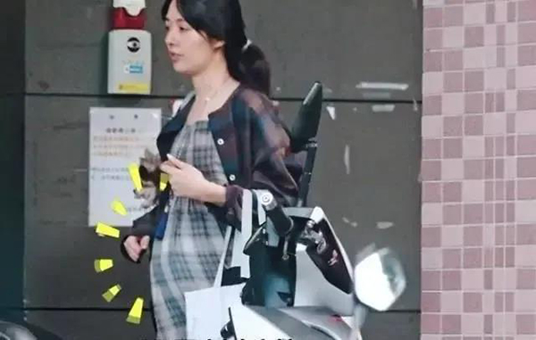 郭碧婷|瞒不住了！36岁郭碧婷怀孕再添实锤！但高龄生育远没有那么简单！
