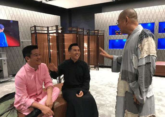 甄子丹@李连杰拍戏38年，和甄子丹拍了两场对打戏，为何只有一场被赞经典