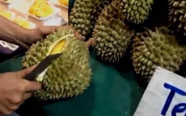 「重庆」假如世界上只剩下4种食物，你会选哪个？重庆网友道：我选择饿死