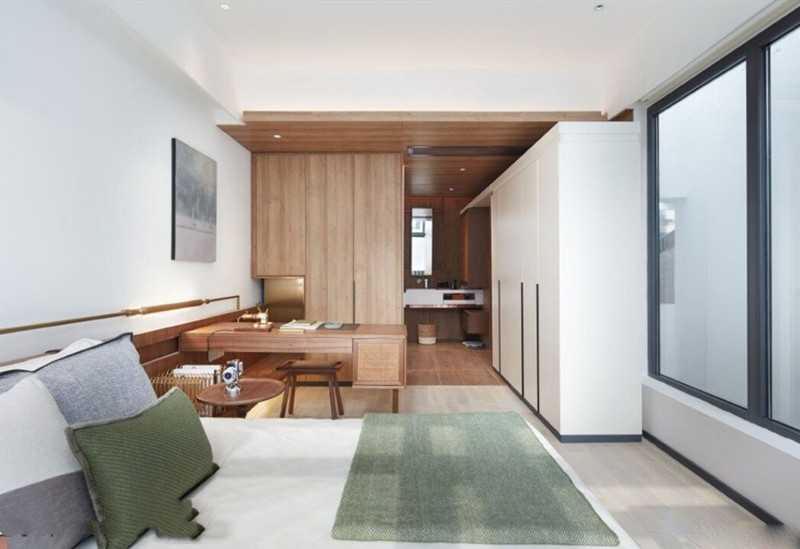 新婚小两口，400万买一栋“危房”，120年房龄如何住人？