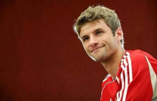 德国队：你认为谁是除贝肯鲍尔外的德国足球第一人？为什么？