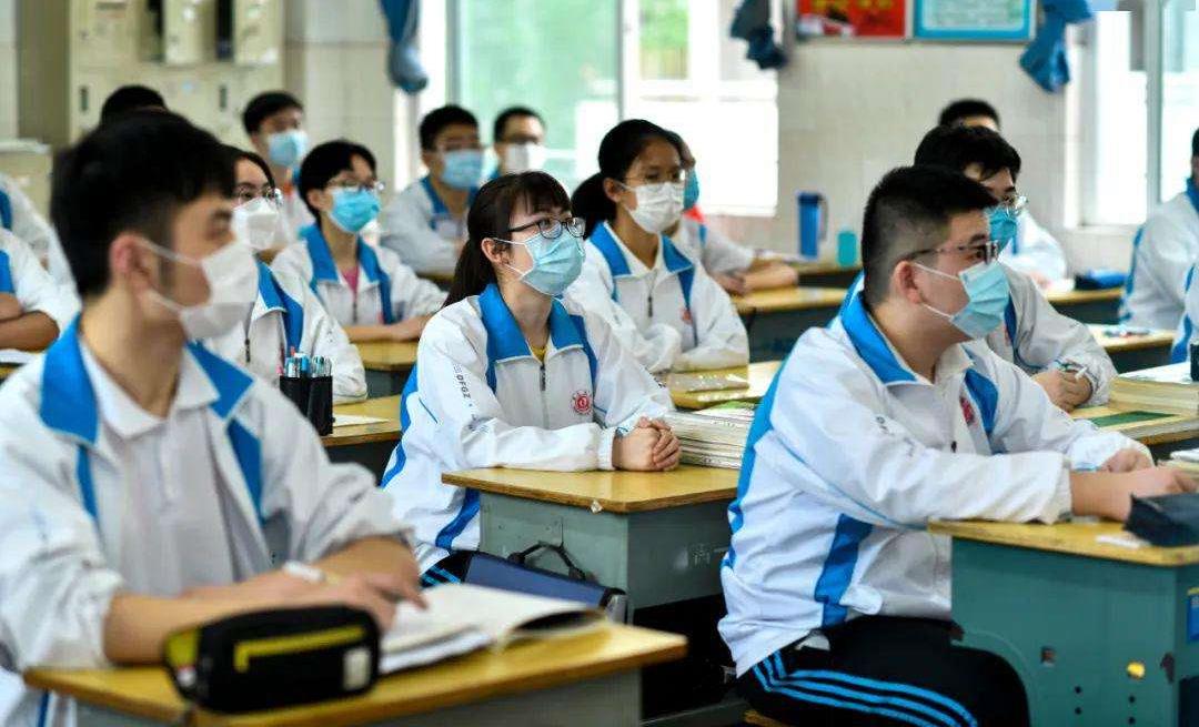 『考试』高考提前5分钟发卷？班主任：5分钟内做好这3件事，用处不小！