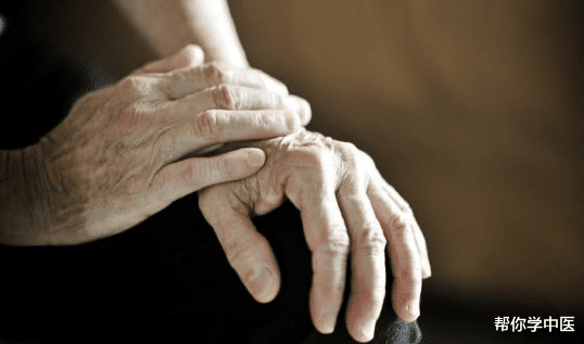 「升腾」阳气不足的人，早晨起来很不舒服！四种情况，请你自查