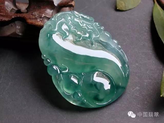 【翡翠手镯】从极品翡翠看您的功力