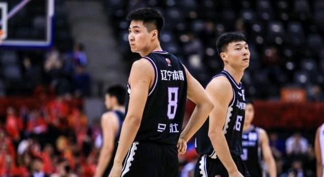 「辽宁男篮」他是辽宁队最悲催后卫!技术一流却被老叔雪藏,如今成交易筹码!