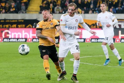 「斯图加特队」赛事解析：周日精选四场德乙赛事详细分析，斯图冲甲在即