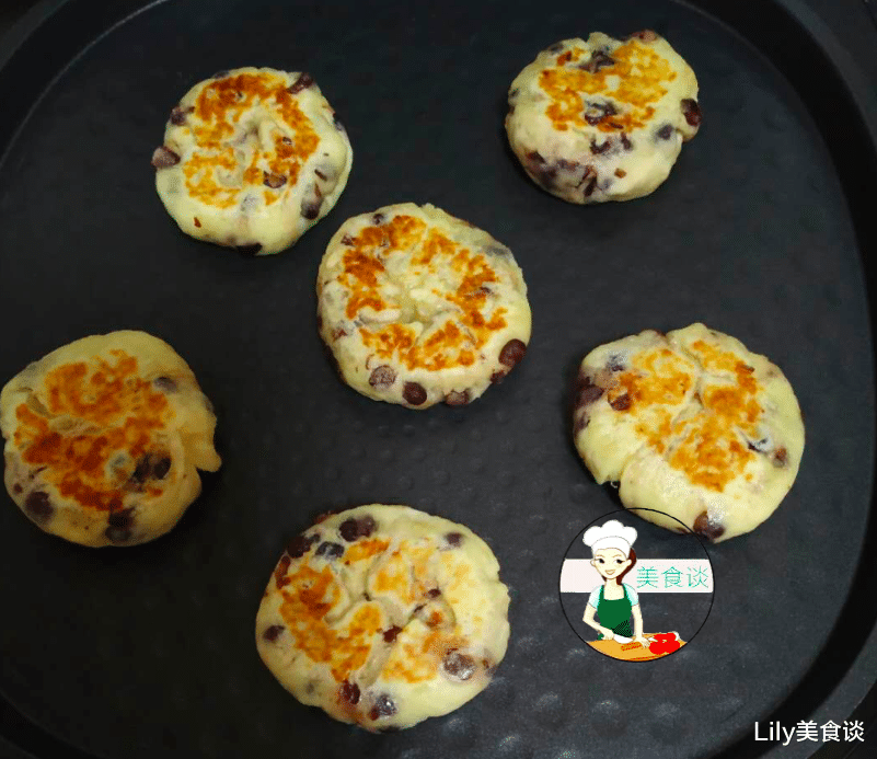 「面包」自从学会这道早餐饼，我家再没蒸过馒头，酥软香甜能量足，特省事