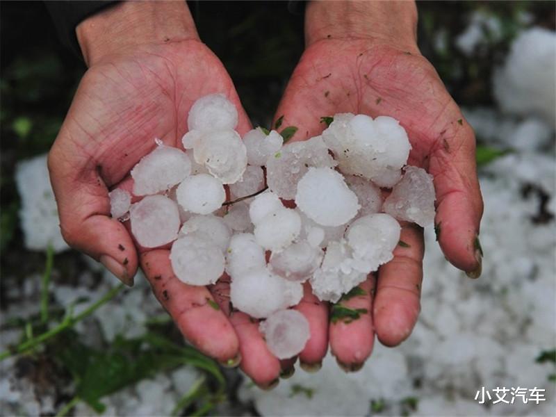 「迈巴赫」北京一场冰雹过后,德系车竟成最大赢家?车主:还好没有选错!